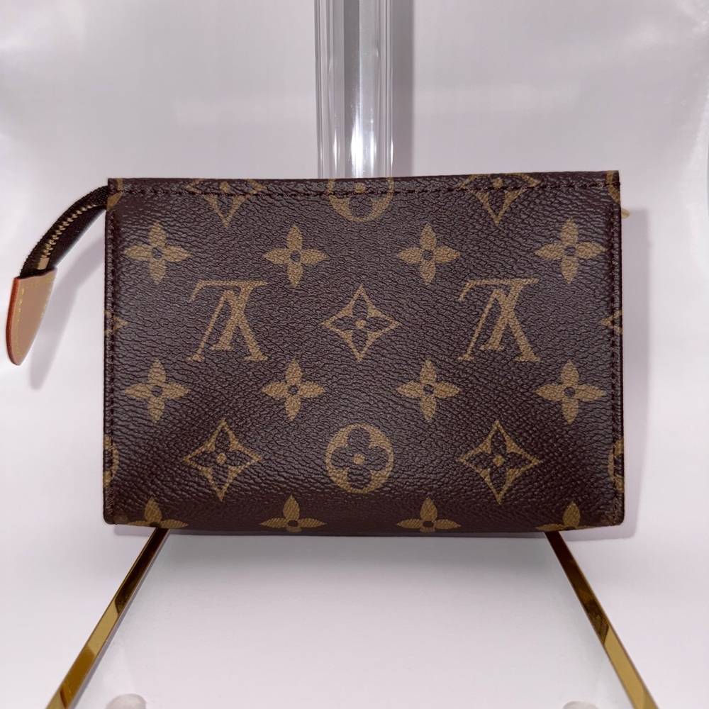 Louis Vuitton Dark Brown Monogram cosmetic pouch 15
